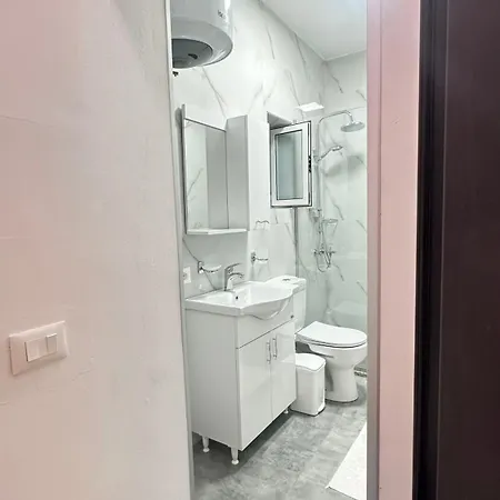 ゲストハウス Center