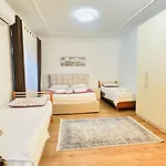 Center 3* Tirana