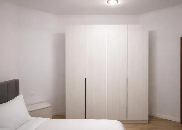 Center Gæstehus Tirana